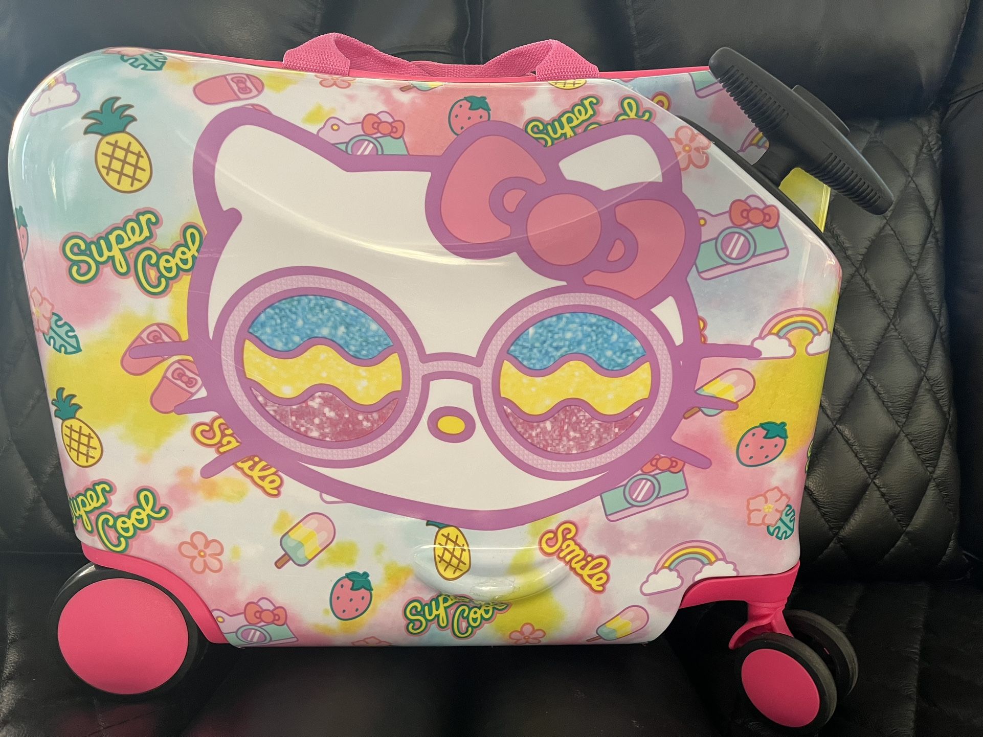 Hello Kitty Carry And Ride Along Luggage