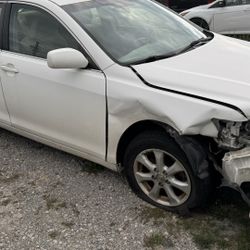 2011 Toyota Camry LE Parts