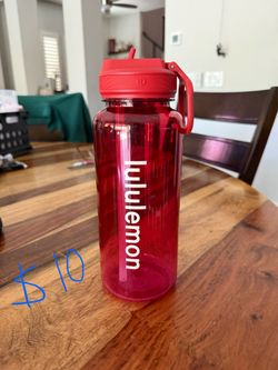 Lululemon 32oz Waterbottle