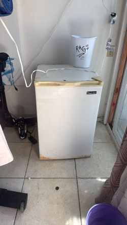 Magic Chef Freezer FREE