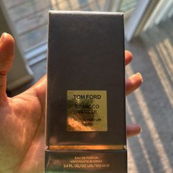 Tom Ford Tobacco Vanille – 100ML Eau de Parfum🔥