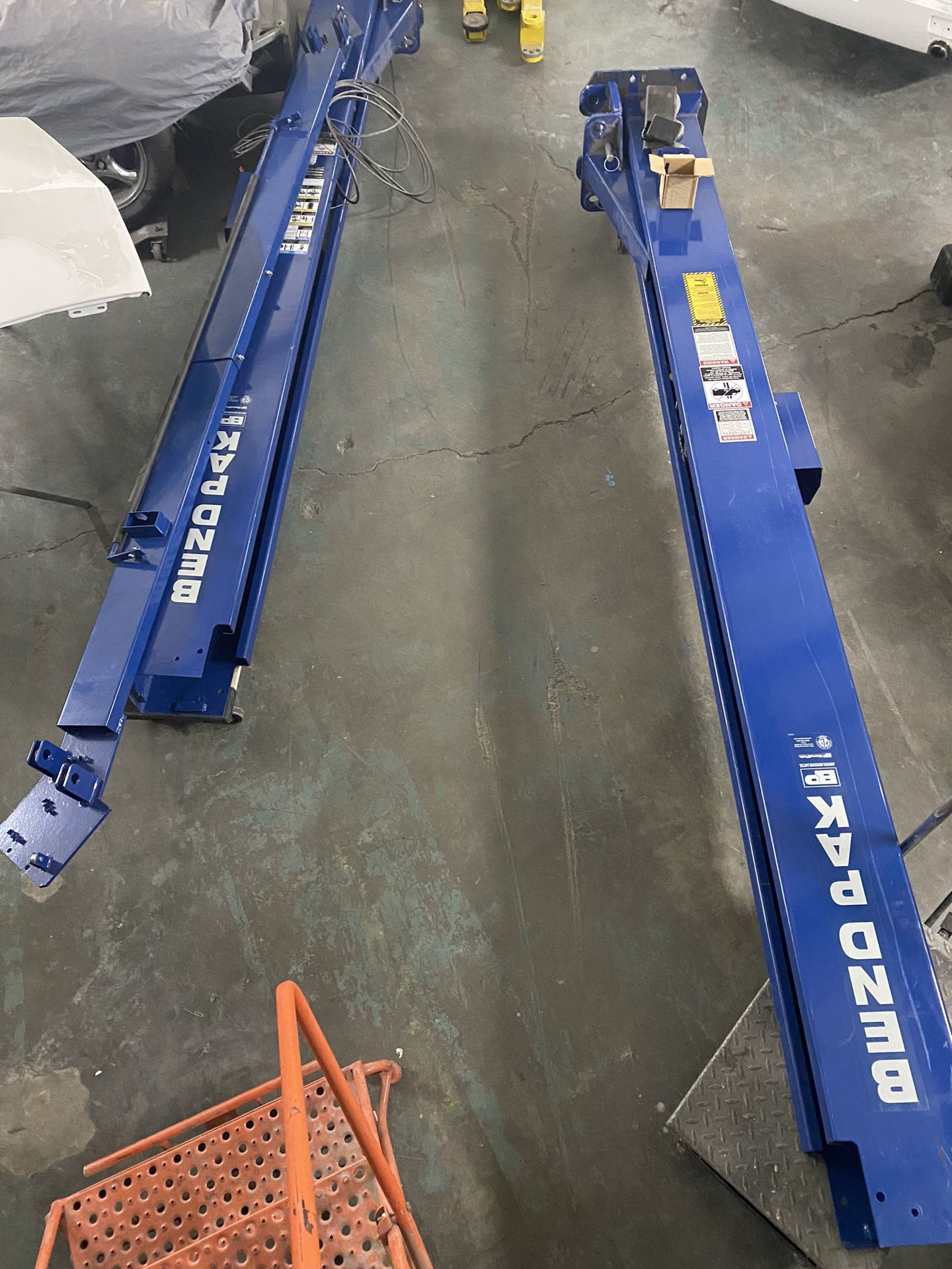 BendPak Two Post Lift Asymmetric XPR-10A