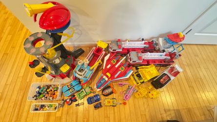 Large Paw Patrol Lot