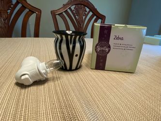Zebra Scentsy Plug-In