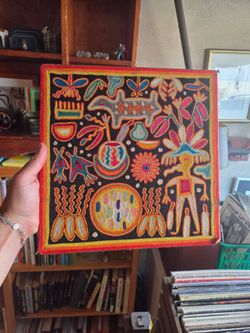 Authentic Mexican Huichol (Wixárika) Yarn Painting - Signed