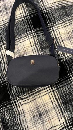 Tommy Hilfiger purse
