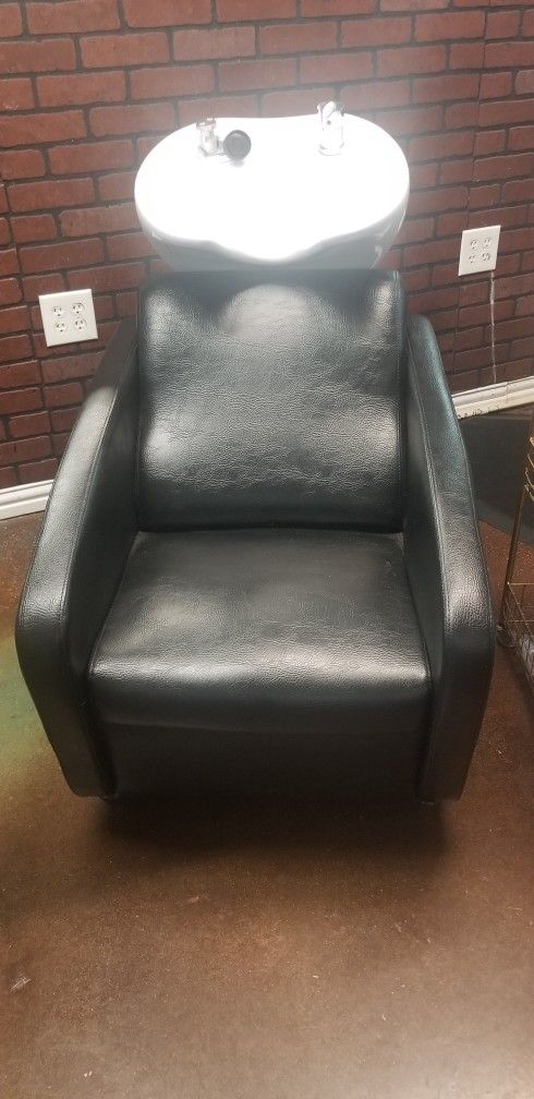 3 shampoo Bowl and chair combo set. $200 each set