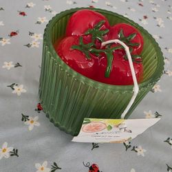Brand New Martha Stewart Tomato Candle 