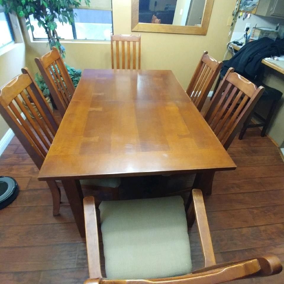 Dining room set