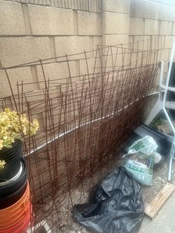 Grids used for vegetable vines 7x3 ft FREE