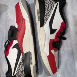 Air Jordan Legacy 312 Low Summit White Varsity Red US 14 Auth Chicago Excellent