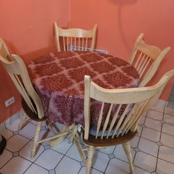 Table With 4 Chairs