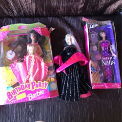 Barbie 53382, 22907, Loose.      3 Dolls