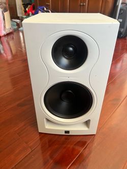 Kali Audio IN-8 V1 8” 3-Way Powered Studio Monitor – White