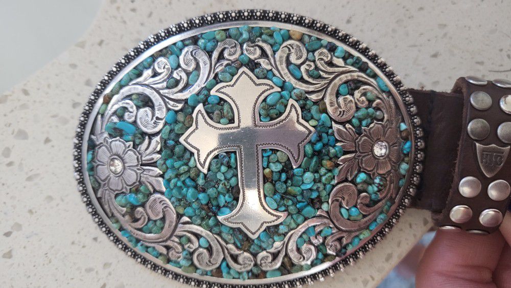 Nocona Belt Buckle Oval Cross with Turquoise Belt Buckle M & F Western

Gently Used