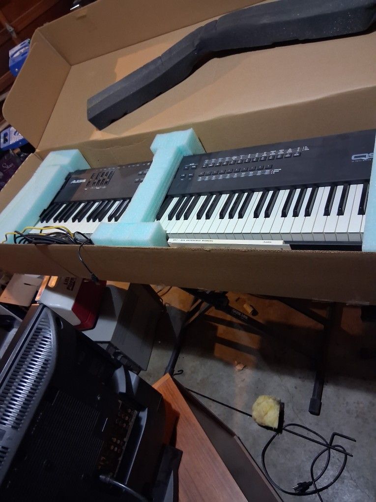 Alesis Keyboard