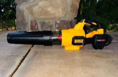DEWALT XR 60V Flex Volt 140 MPH 600 CFM Brushless Handheld Leaf Blower (Tool only) New