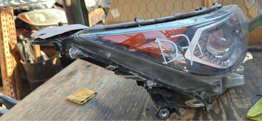2021 2024 Nissan ckick headlights right side