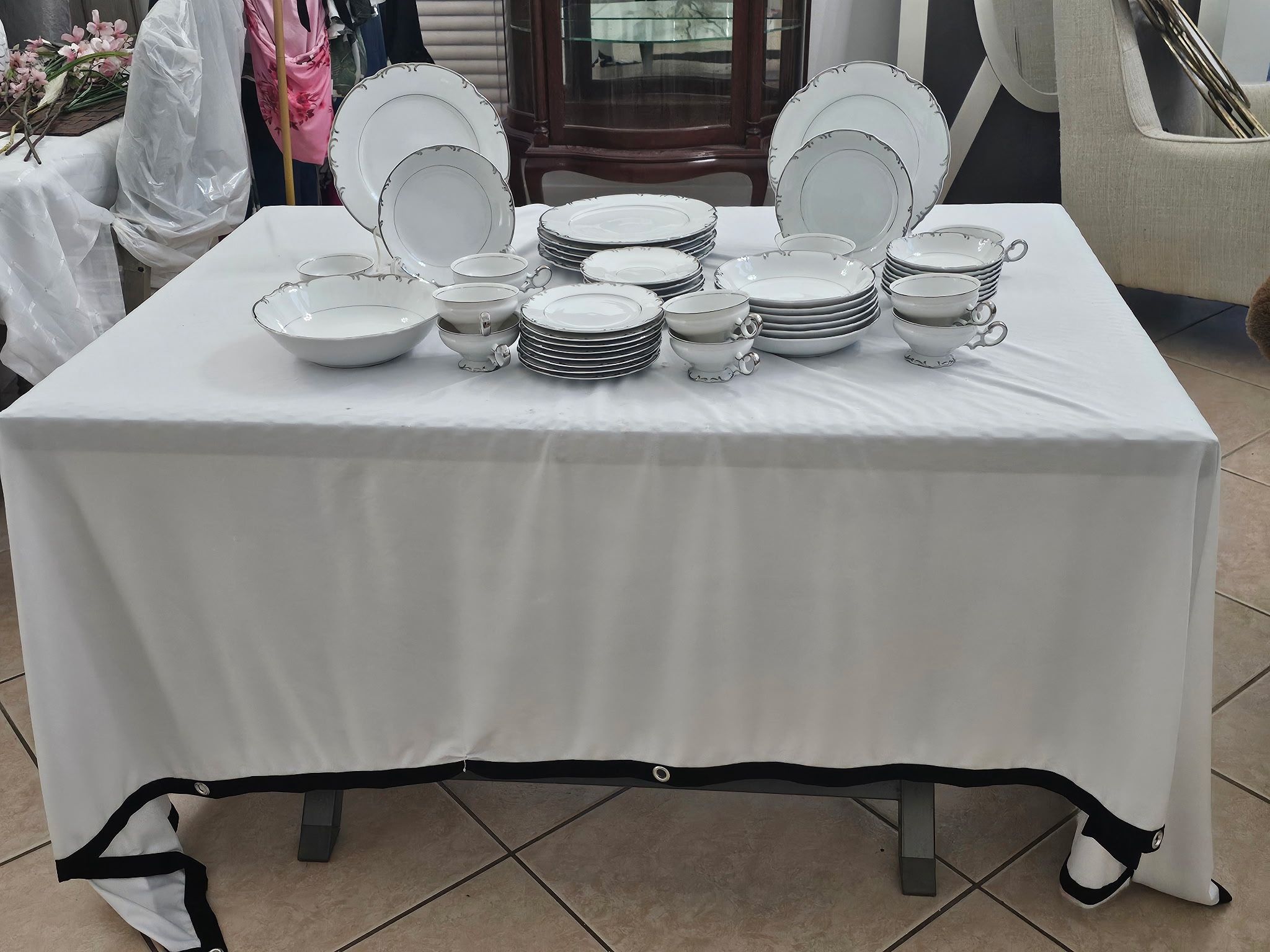 Mikasa Fine China Set