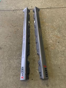 OEM Side Skirts for 5-series (F10) BMW in space gray metallic