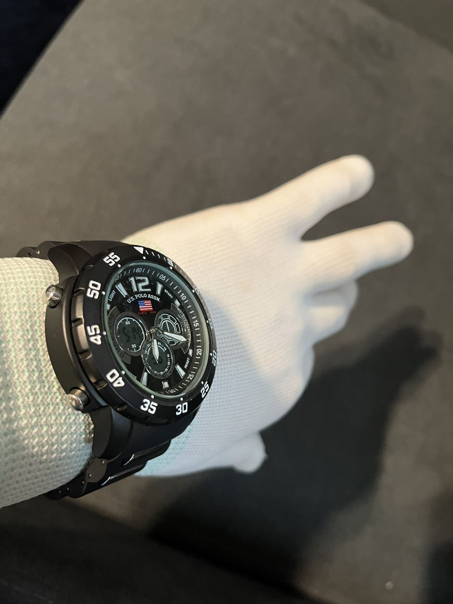Us Polo ASSN Men’s Dive Watch