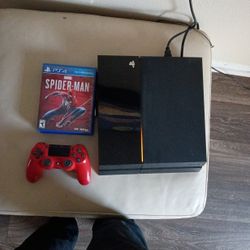 PlayStation 4  With Controller And Slider Man Game