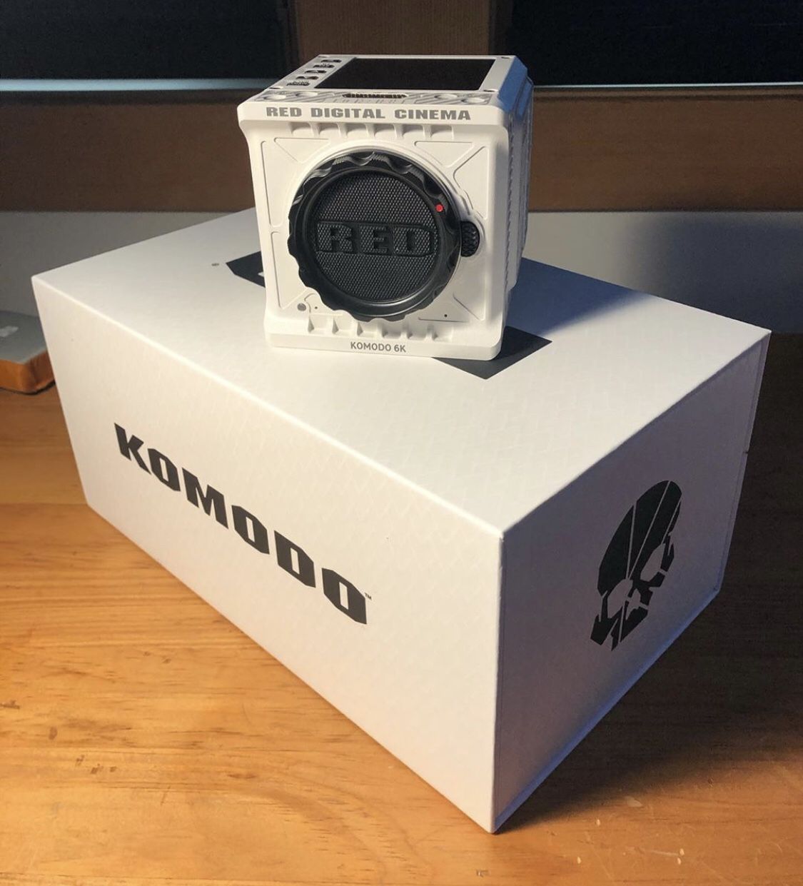 Red Komodo ST Stormtrooper white exclusive series #red #komodo #arri professional cinema camera