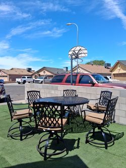 Nine  patio Furniture
