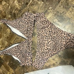 Halara Cheetah Print 2 Piece Swimsuit/Bikini 