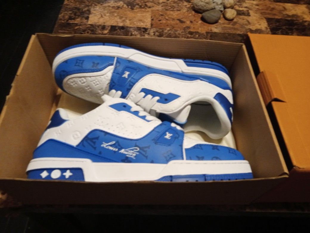 Blue White Lv Imprint Louis Vuitton Trainer