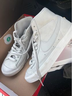 Nike Sneaker size 9