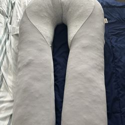 Pflufl Body Pillow 