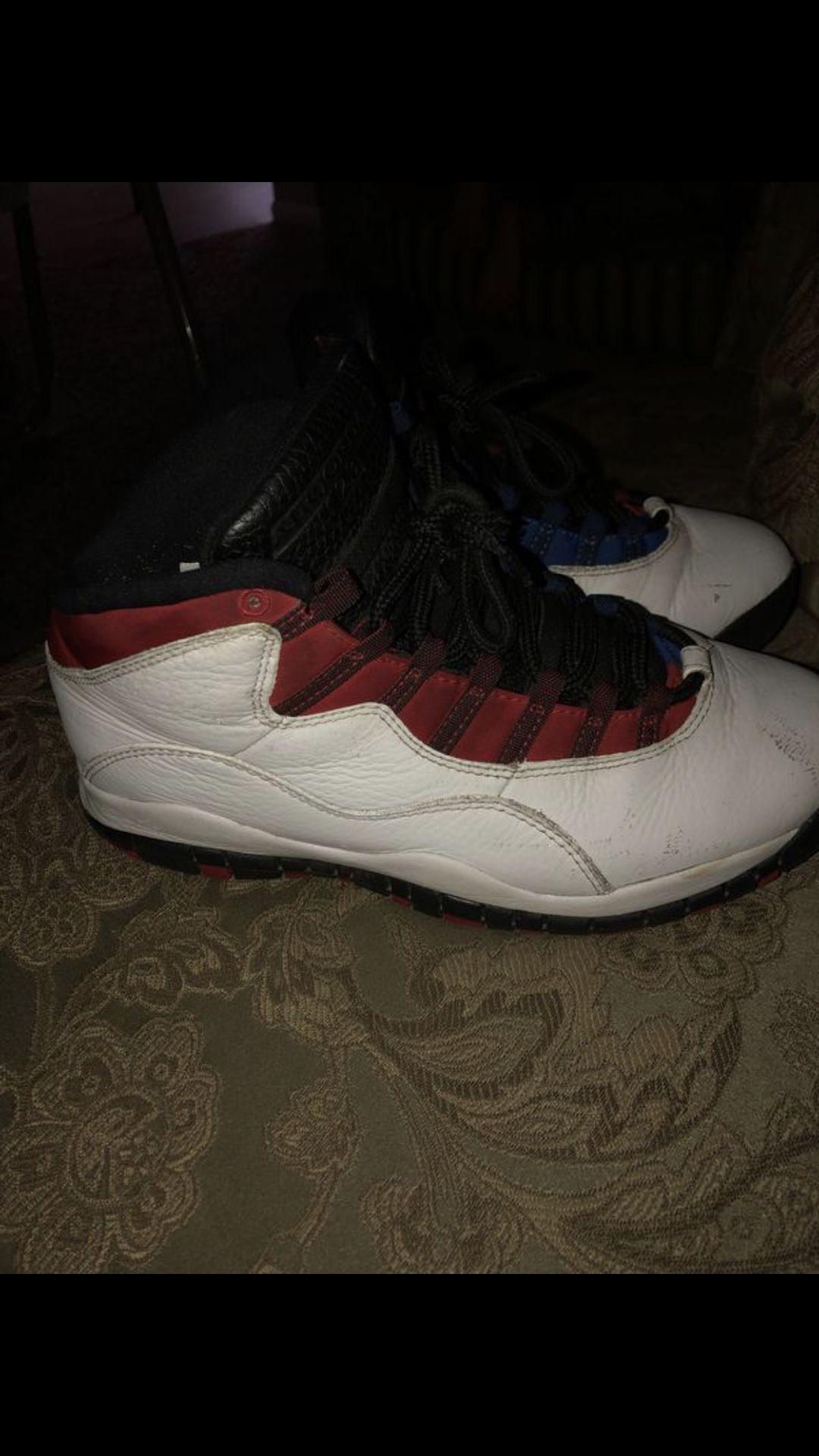 Jordan 10s size 8.5 ( no insoles)