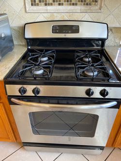 GE GAS RANGE
