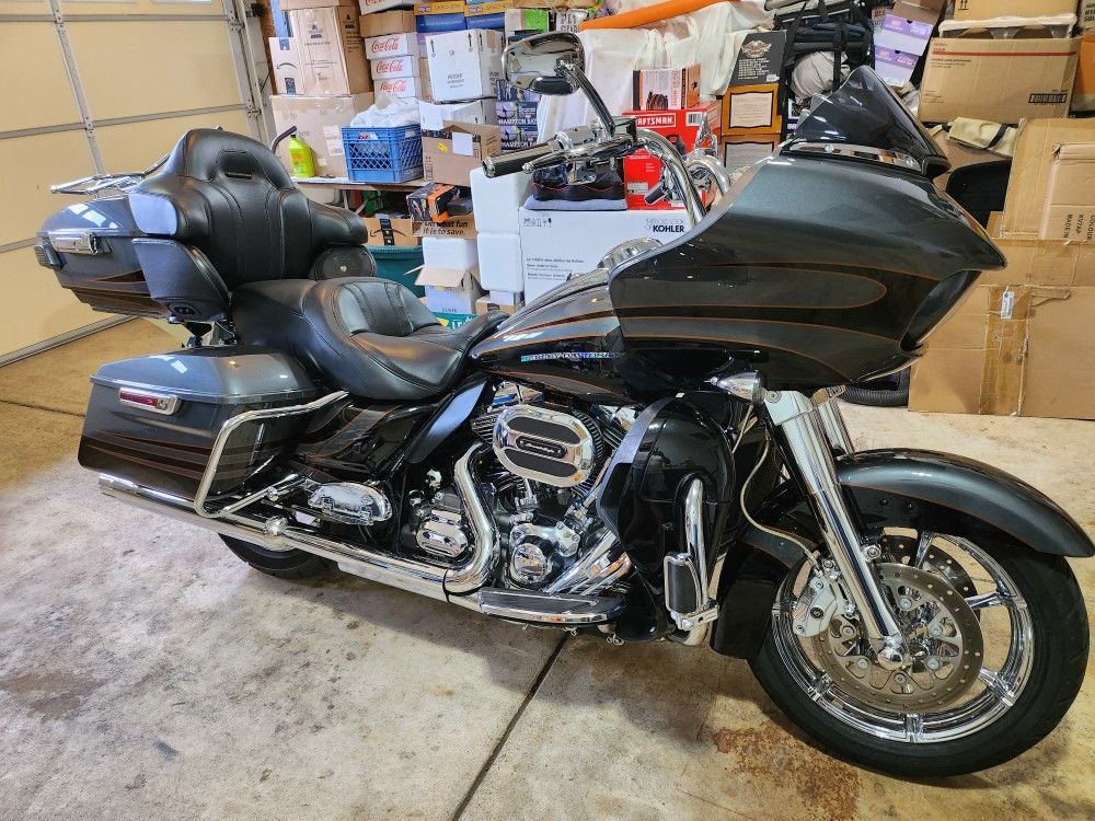 2016 Harley Davidson Flhtruse CVO