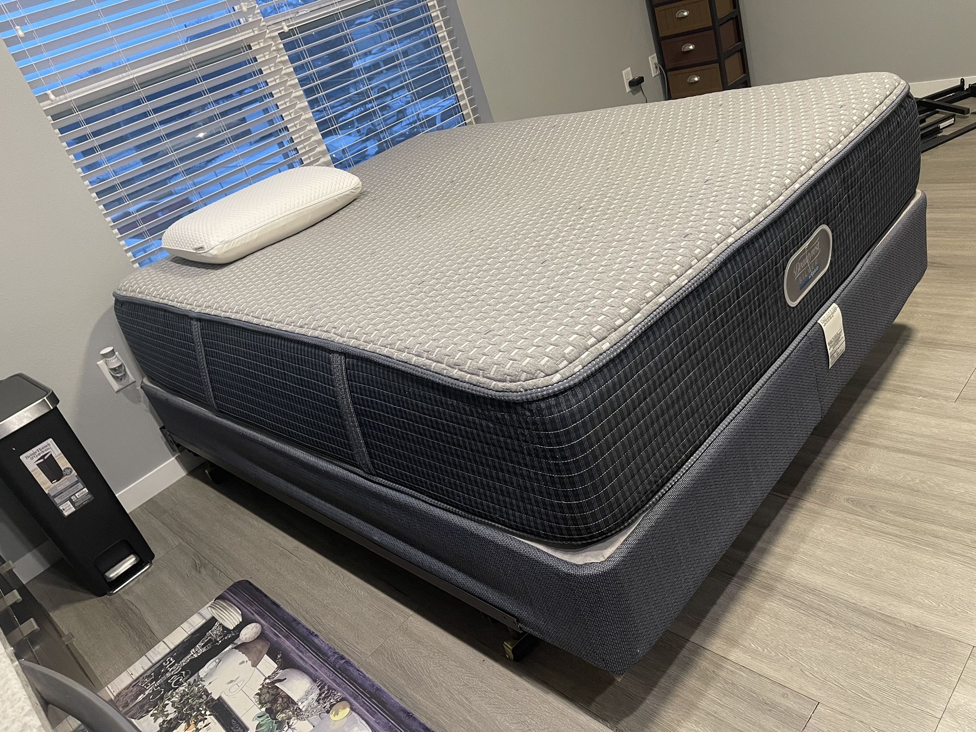 Queen Memory Foam Bed
