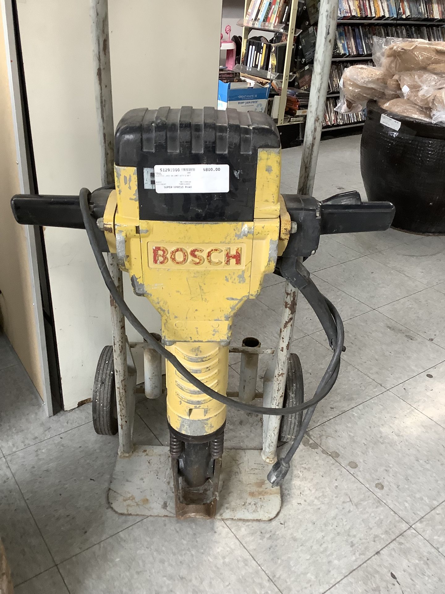 electric jack w/ dolly and 2 bits