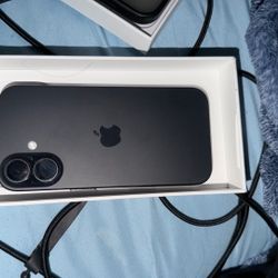 iPhone 16 Unlocked 