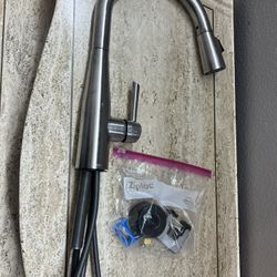 Delta Faucet 