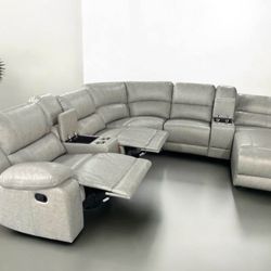 FREE DELIVERY AND INSTALLATION - Gray Leather Chaise Sectional  (BRAND NEW IN 📦)