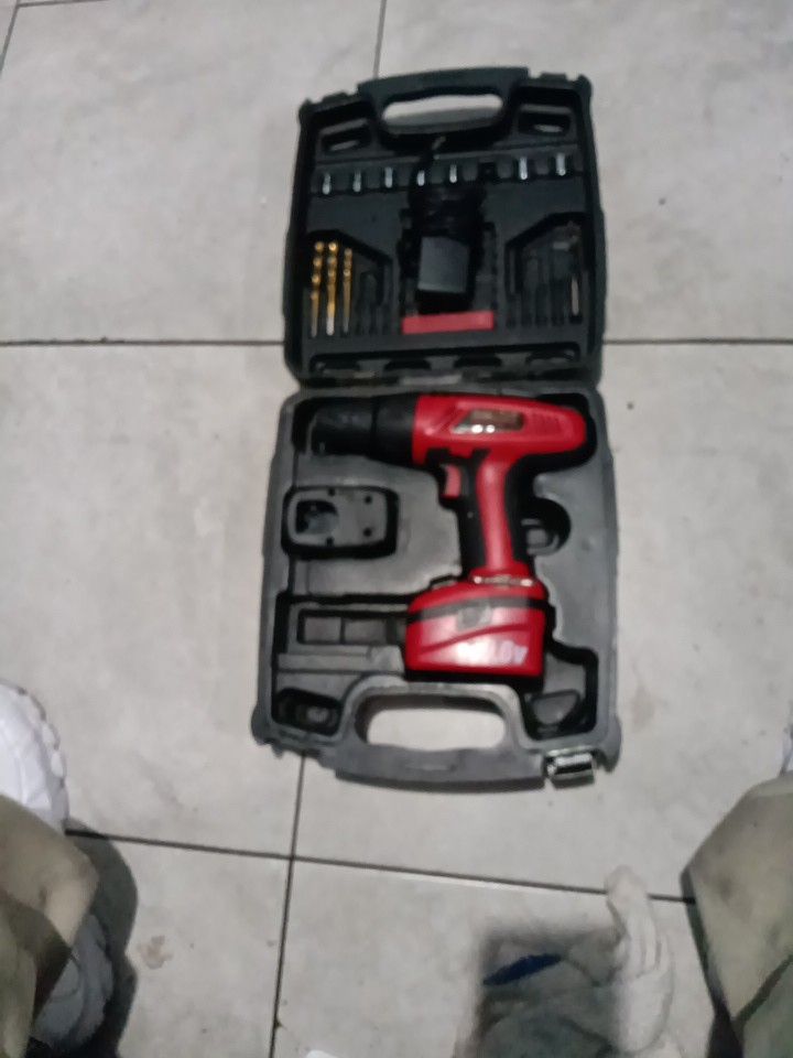 DURA. BUILT Cordless Drill