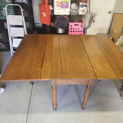 Wooden Antique Foldable Table