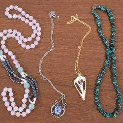 Vintage Jewelry Necklace Bundle 