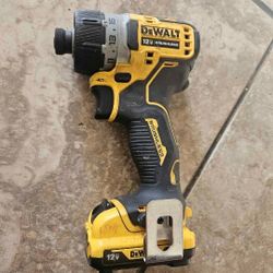 Power Tool
Impact Wrenches
DEWALT XTREME 12-volt Max Variable Speed Brushless 1/2-in Drive Cordless
