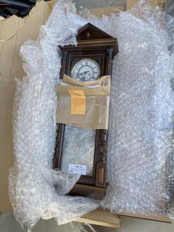 Column Eastlake Wall Clock