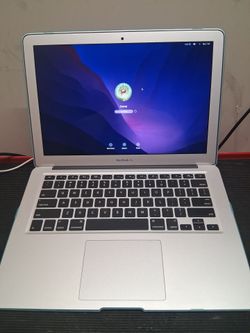 Macbook Air (READ DESCRIPTION NOT FREE)