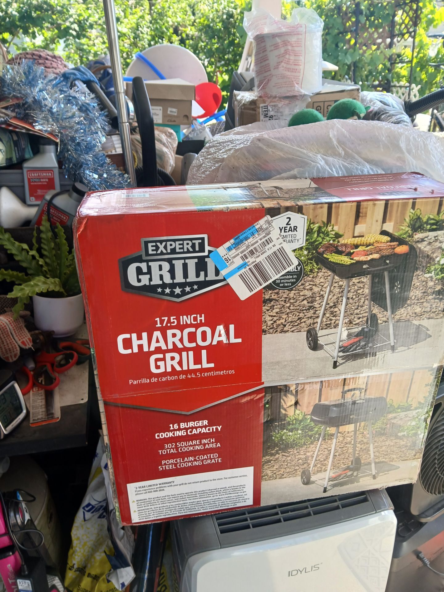 New in Box Expert Grill charcoal Grill can cook 16 burgers New in. Box 17.5"