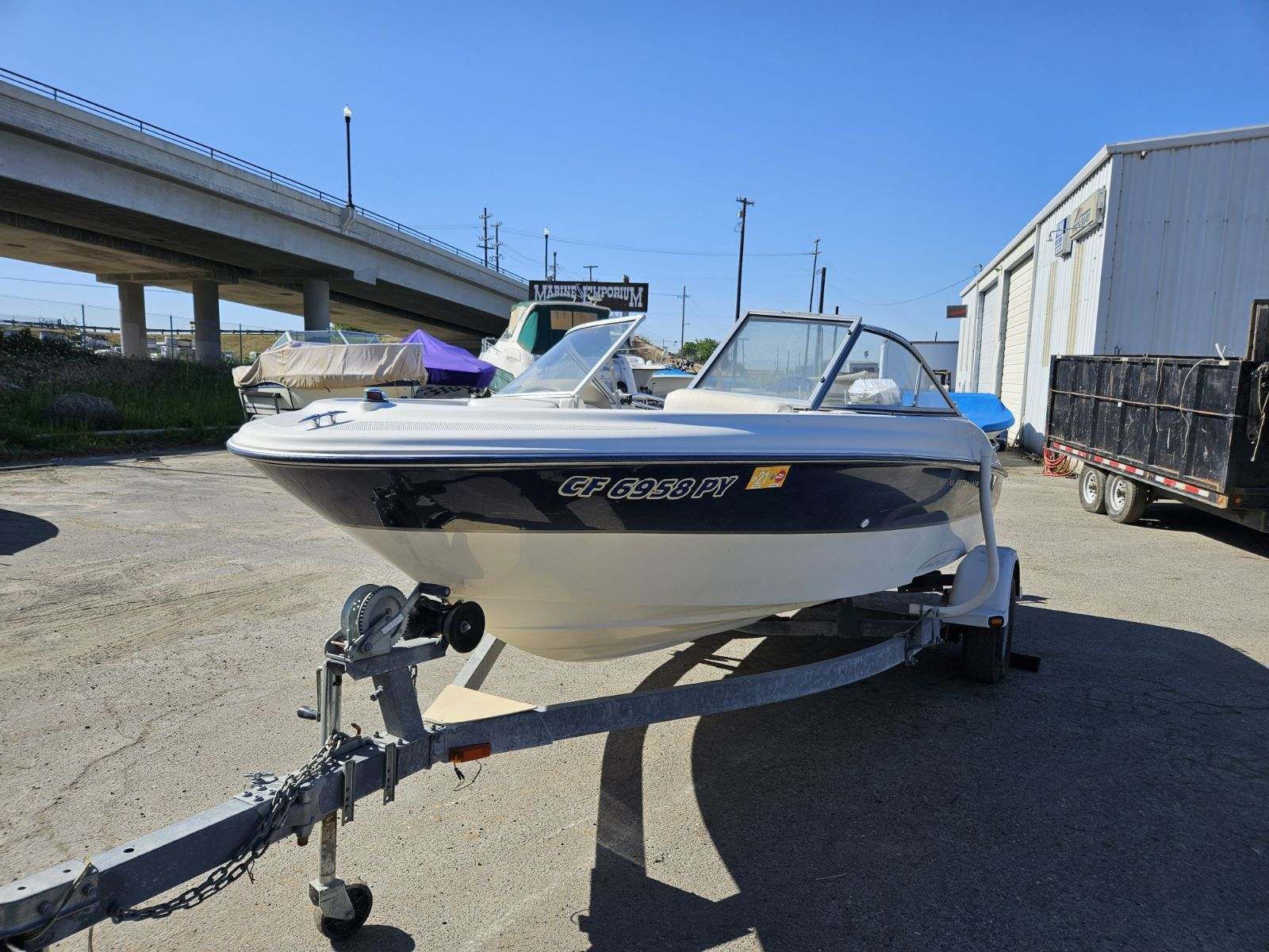 2002 Bayliner Capri 185