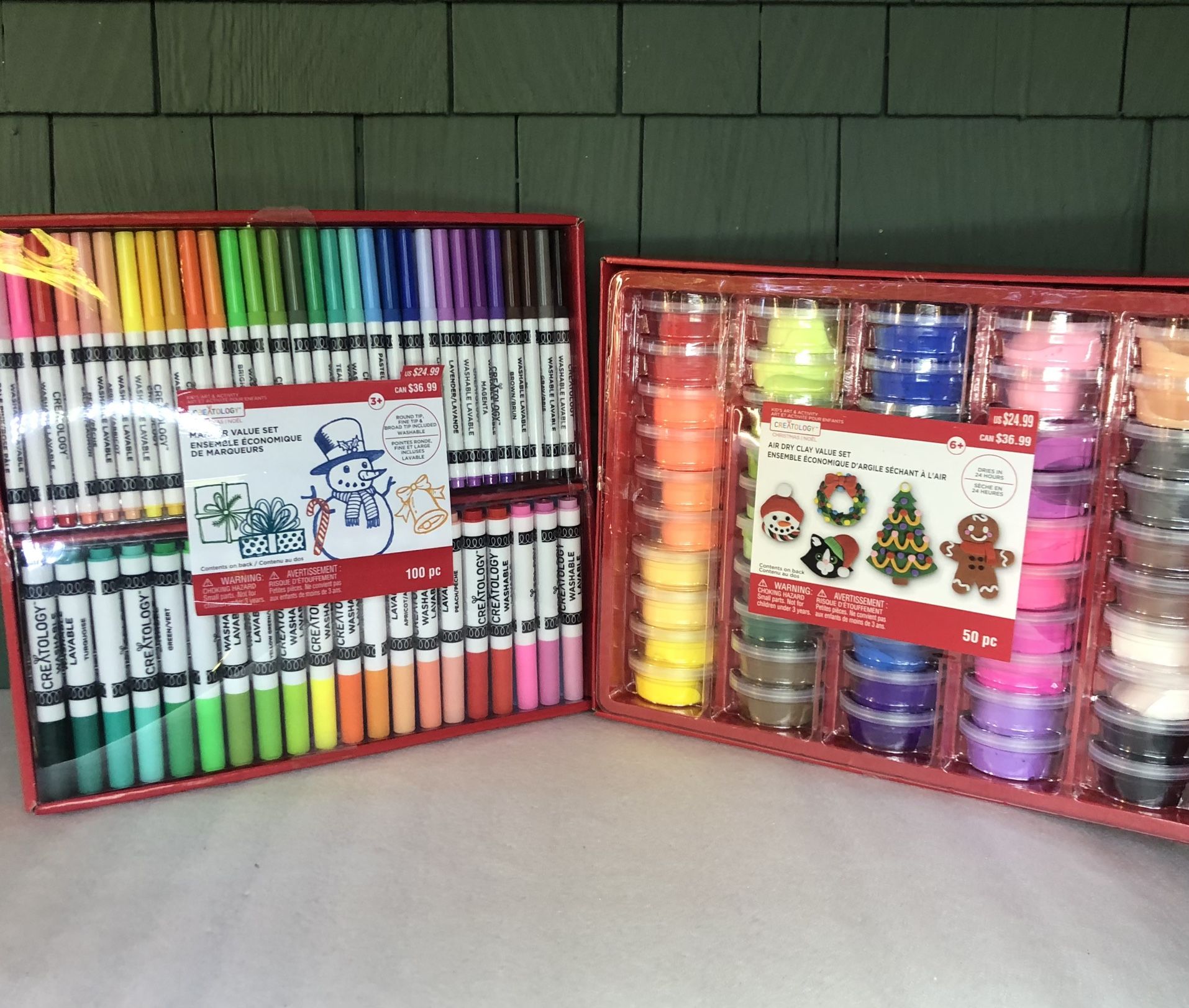 Kids Christmas Gift Clay & Markers NEW!
