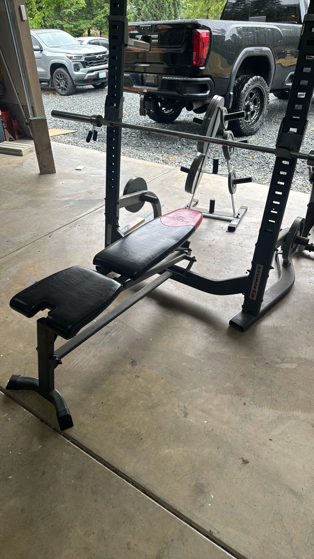 Bowflex Adjustable Bench With Squat Rack On Back